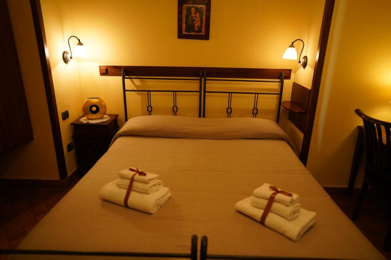 B&B Conte Cavour Nápoles Exterior foto